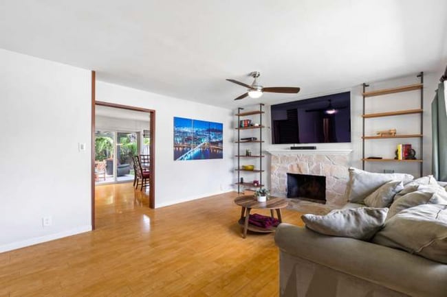 Building Photo - 50 Cheltenham Way