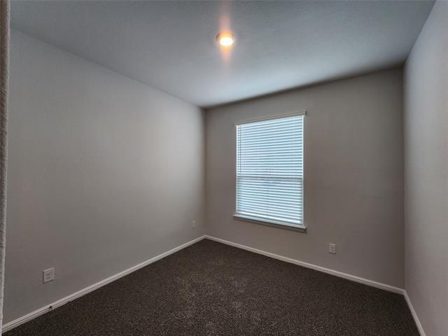 Building Photo - 8925 Old Rawhide Ln