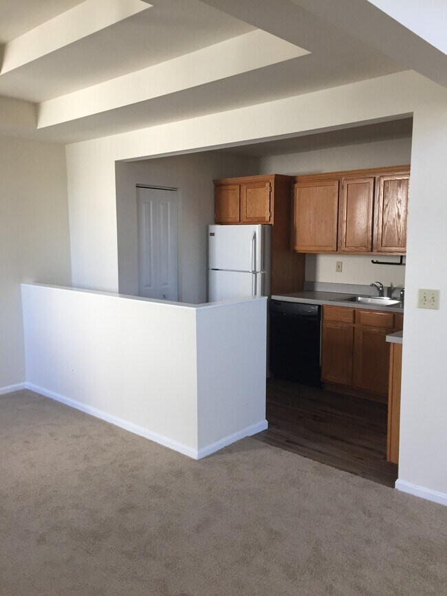 Kitchen and dining area next to living room - 319 Wood St