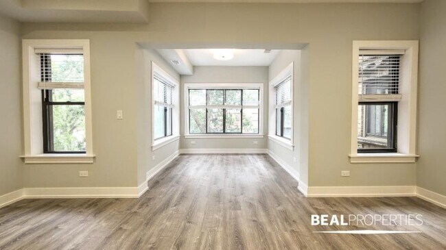Foto del edificio - 1 bedroom in EVANSTON IL 60202