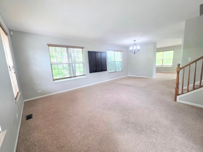Foto del edificio - 219 Cassidy Ln