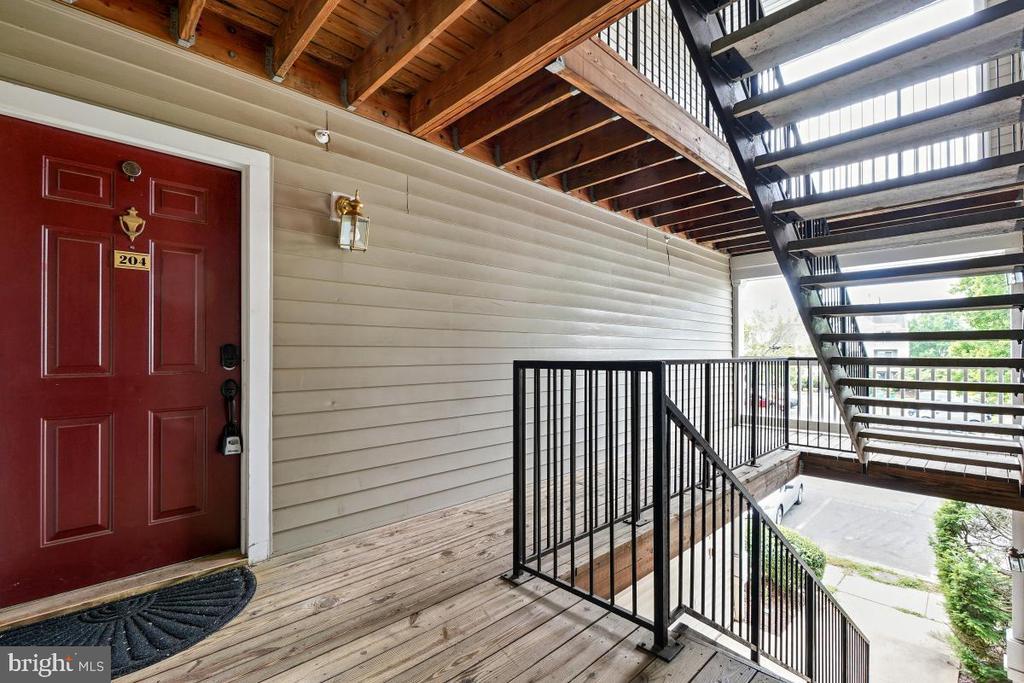 Primary Photo - 8095 Lacy Dr