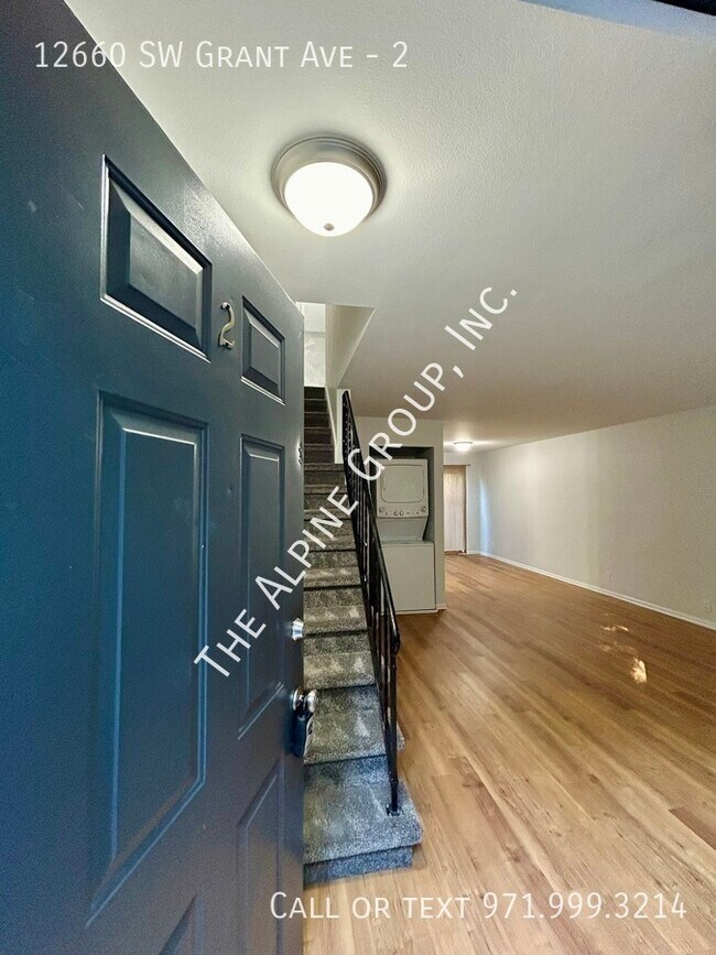 Building Photo - 2 Bedroom in Quiet Multiplex!