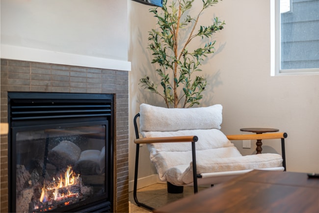 Photo - 1607 NW Davis St Apartment