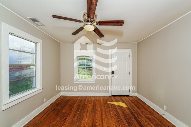 Foto del edificio - 707 19th St S