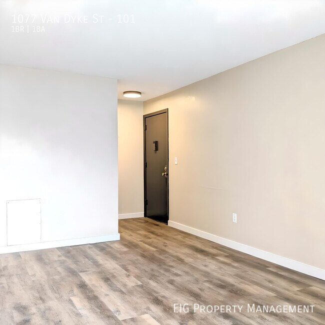 Building Photo - 1077 Van Dyke St