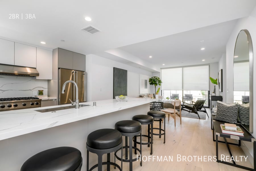 1415 Reeves St Los Angeles, CA 90035 Apartment for Rent in Los