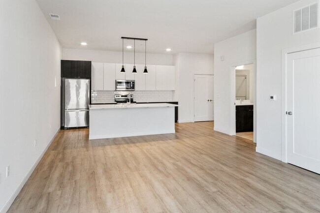 Foto del edificio - 5945 6th Ave