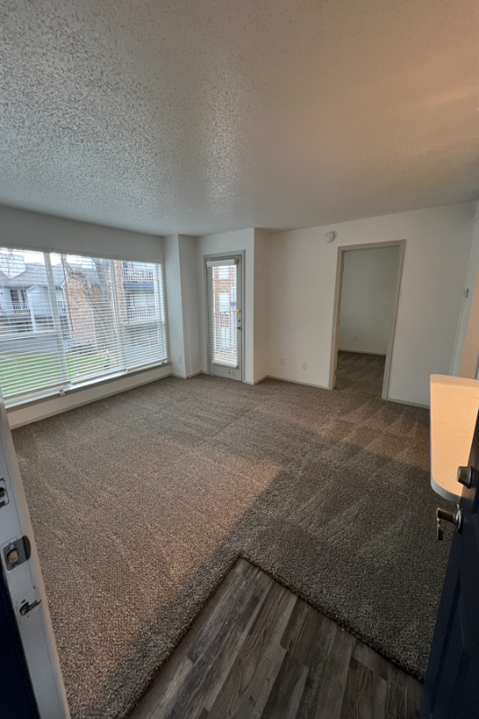 Building Photo - 9940 Forest Ln