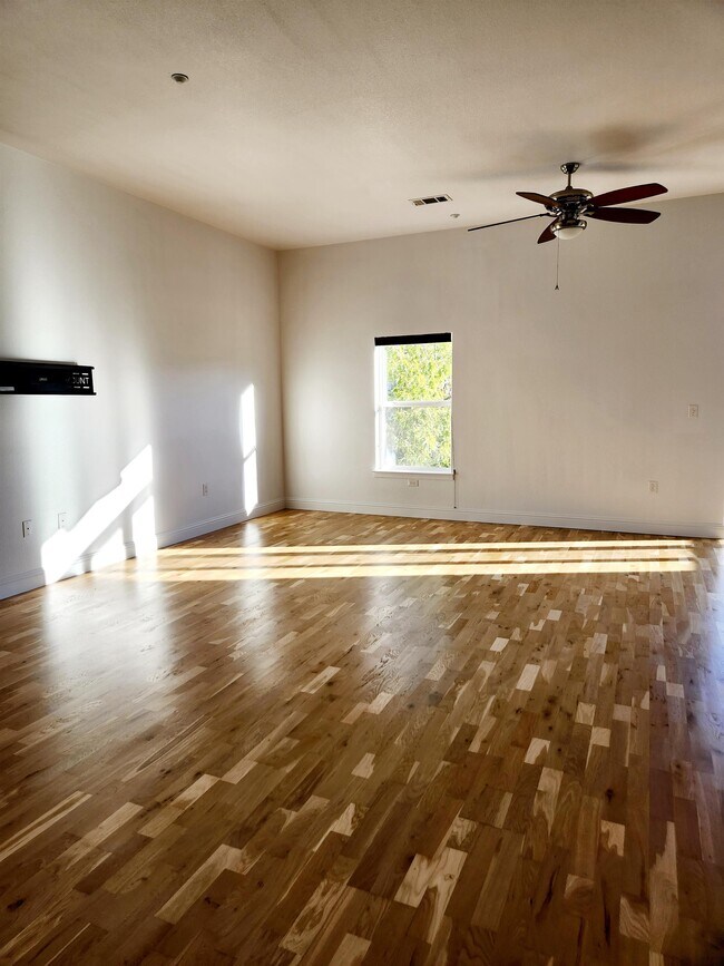 Foto del edificio - 5401 S Park Terrace Ave