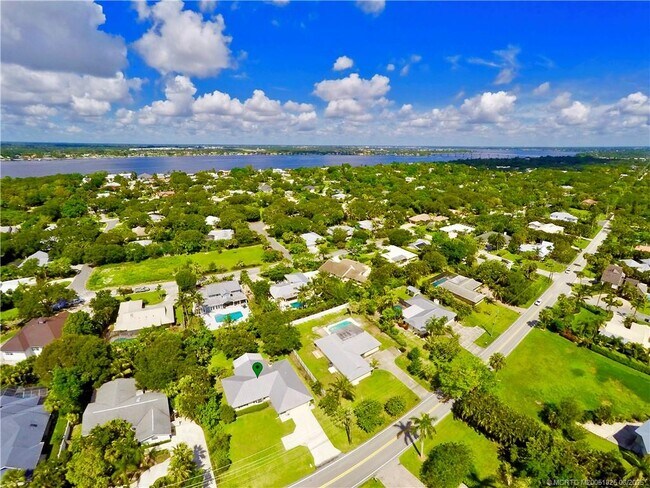 Foto del edificio - 97 S Sewalls Point Rd