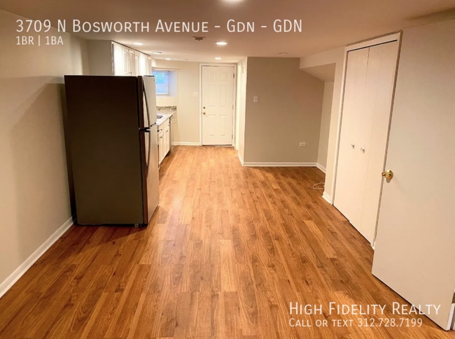 Foto del edificio - 3709 N Bosworth Ave