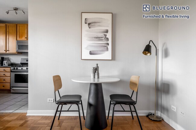 Foto del edificio - 2762 Hampton Pkwy