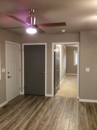 Main Entry - 342 Norbeck N St