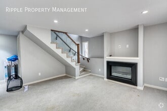 Building Photo - 310-345 45 Ave SW