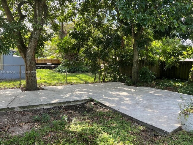 Foto del edificio - 931 NW 34th Way