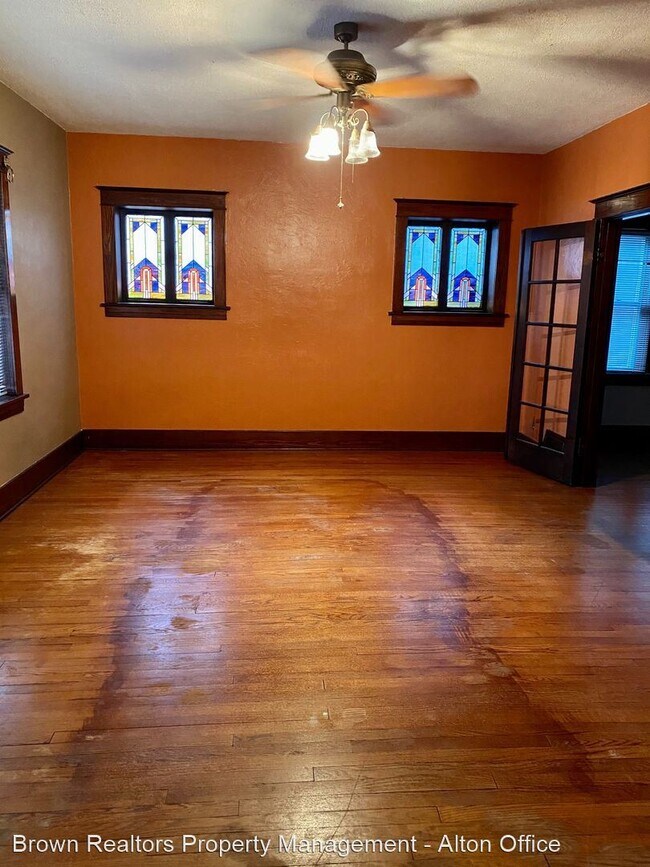 Foto del edificio - 3 br, 1 bath House - 816 E. 5th Street