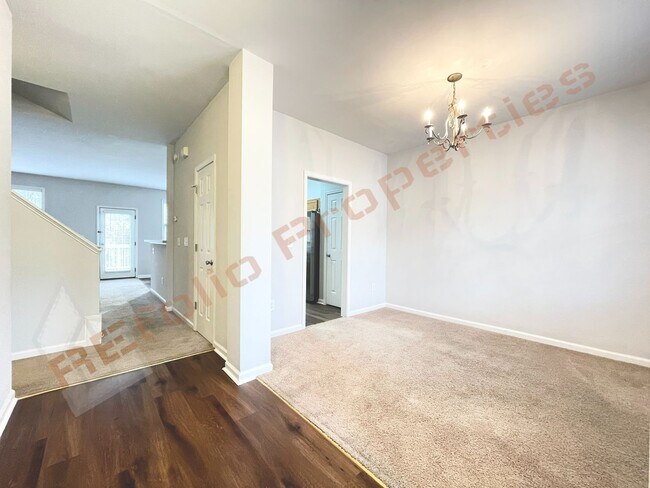 Building Photo - Spacious 4 Bedroom 2.5 Bath Home with Brand-New Carpet and 2 Car-Garage Home in Cul-de-sac @ Tayl...