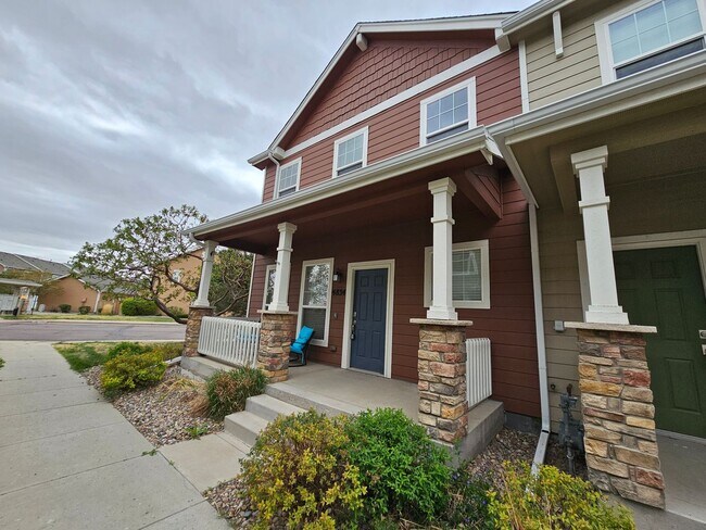 Building Photo - 3 Bed 3 bath house in 80916!