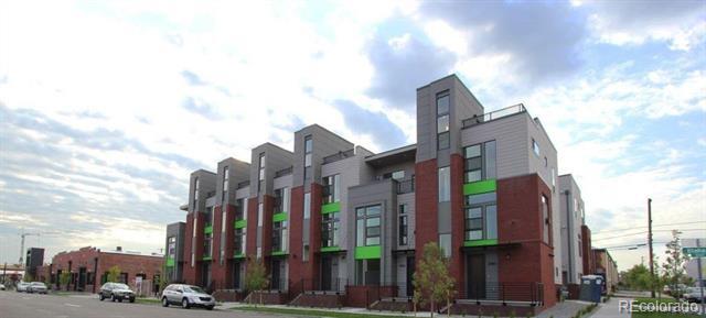 Foto del edificio - 3016 Blake St
