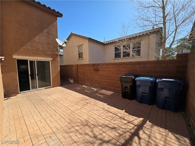 Building Photo - 11150 Ranch Valley St