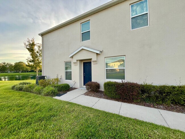 Building Photo - Plant City Townhome!!