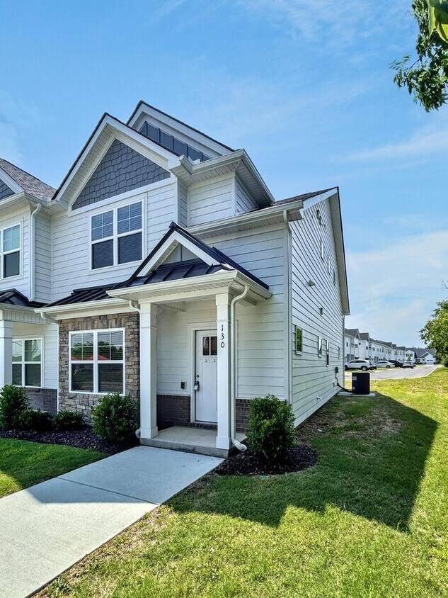Foto principal - 230 Ansley Wy