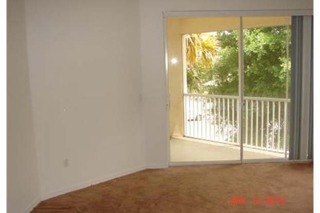 Foto del edificio - 8812 Dunes Ct