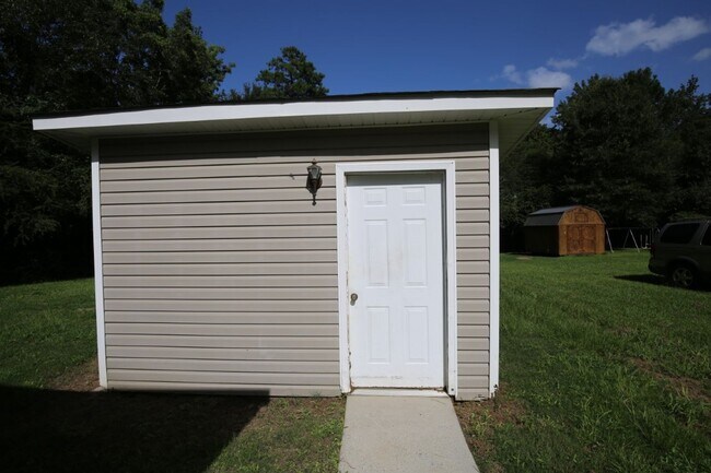 Foto del edificio - Charming 2-Bedroom Home with Modern Updates in Concord/Rock Creek Area"