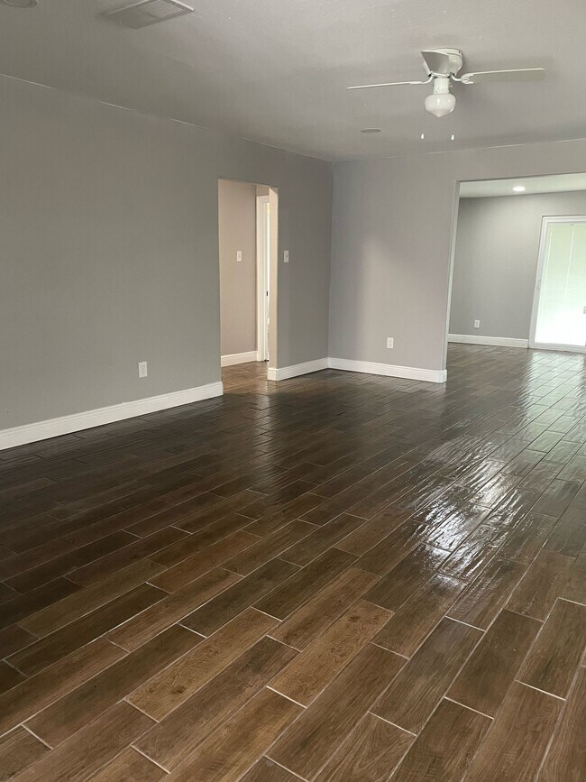 Foto del edificio - 2356 Lavender St