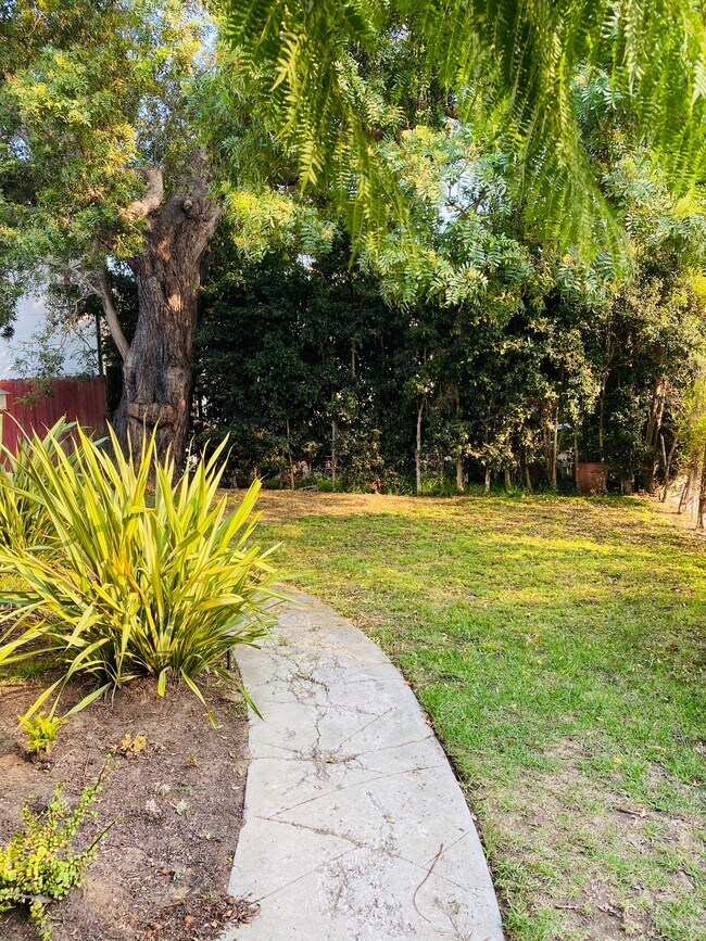 Building Photo - 2127 20th St