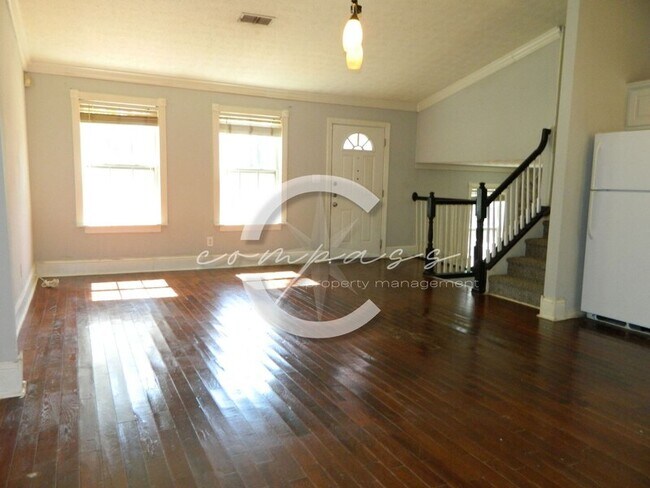 Foto del edificio - 3962 Wood Path Dr