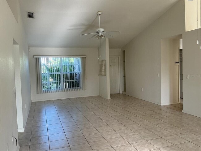 Building Photo - 2700 S Biscayne Dr