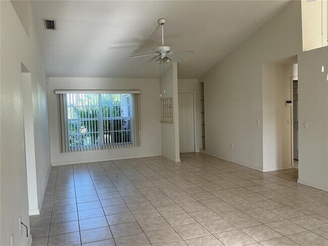 Foto del edificio - 2700 S Biscayne Dr