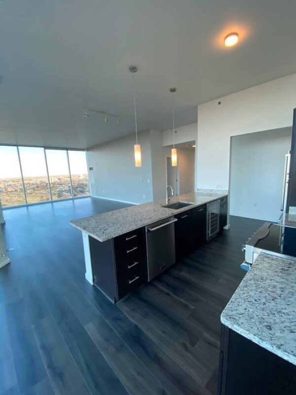 Foto del edificio - 77 S Ogden St