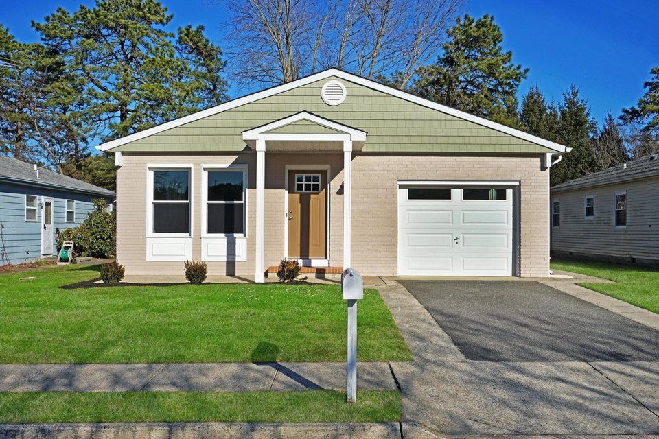 10 Wedgeport Dr, Toms River, NJ 08757 House Rental in Toms River, NJ