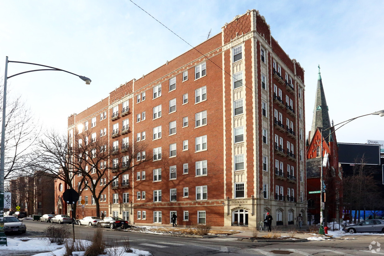 Primary Photo - Logan Vistas Apartments