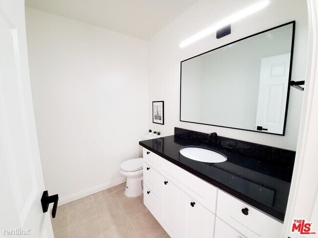 Foto del edificio - 3 br, 2.5 bath House - 5014 W 101st St