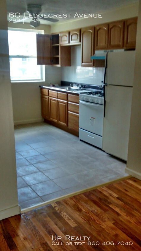 Primary Photo - 60 Ledgecrest Ave