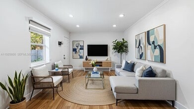 Building Photo - 3240 SW 69th Ave