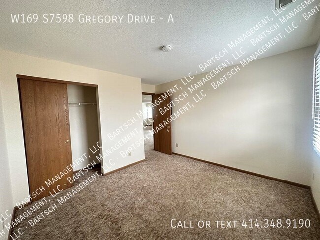 Building Photo - W169S7598-S7598 Gregory Dr