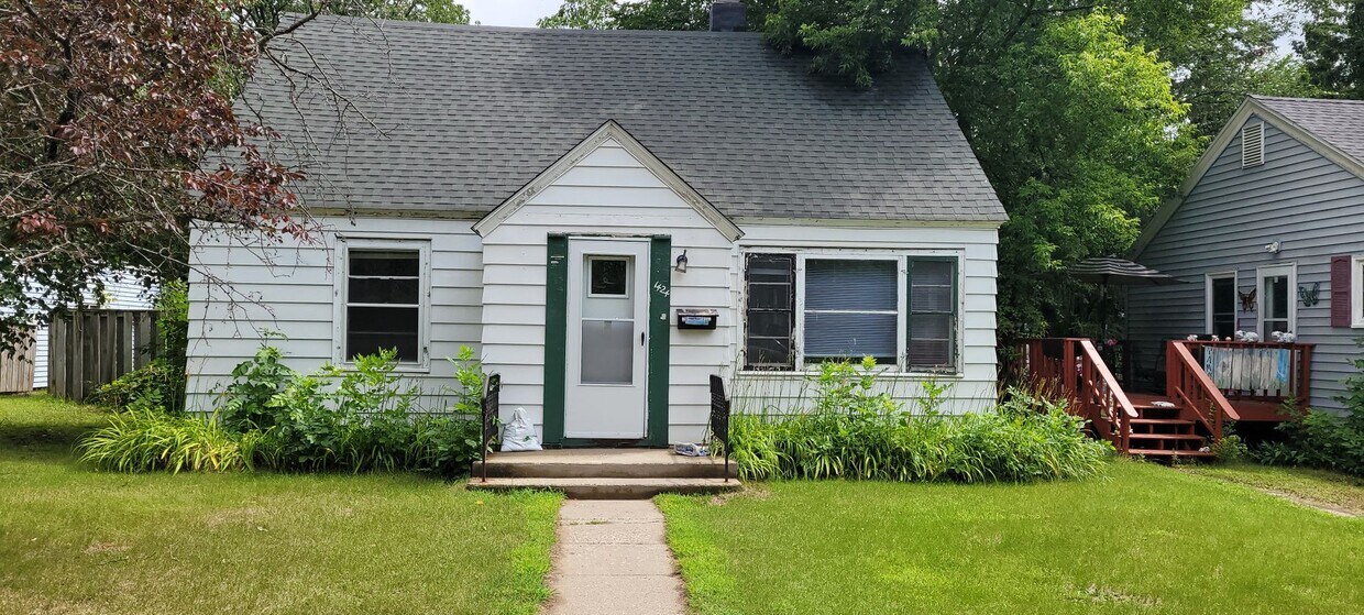 1424 America Ave NW, Bemidji, MN 56601 House Rental in Bemidji, MN