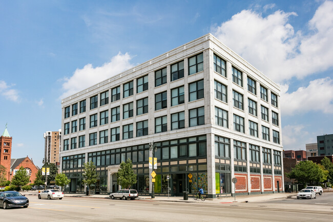 Building Photo - 4612 Woodward Ave