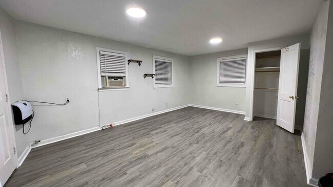 Foto del edificio - 513 North Highland Avenue Northeast