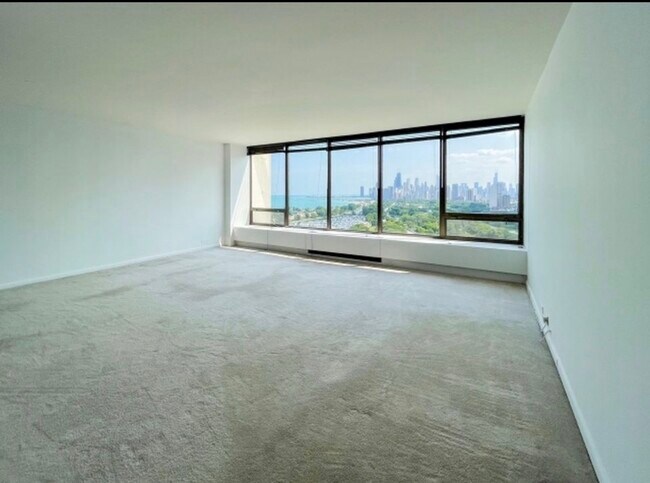 Foto del edificio - 2800 N Lake Shore Dr