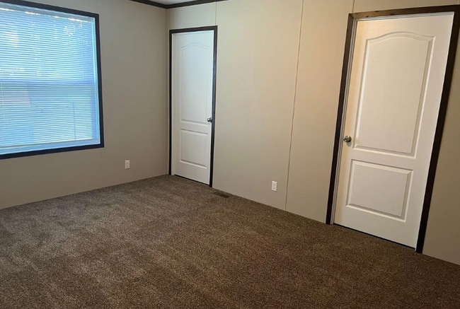 Building Photo - 7013 Tradewinds Ct