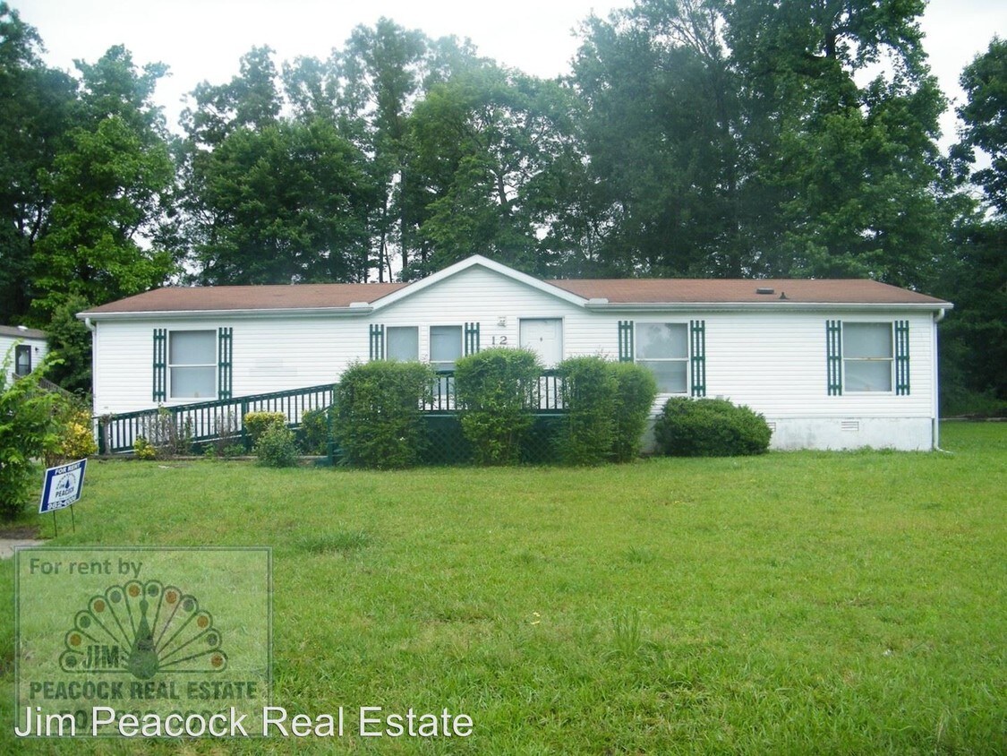 Primary Photo - 4 br, 2 bath House - 12 Black Oak Circle
