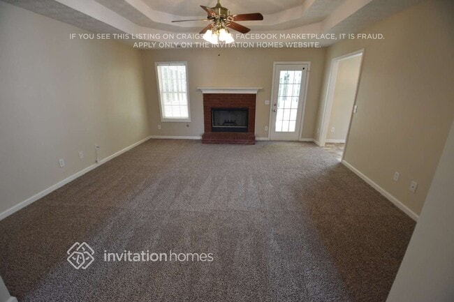 Building Photo - 2990 Lenora Springs Dr