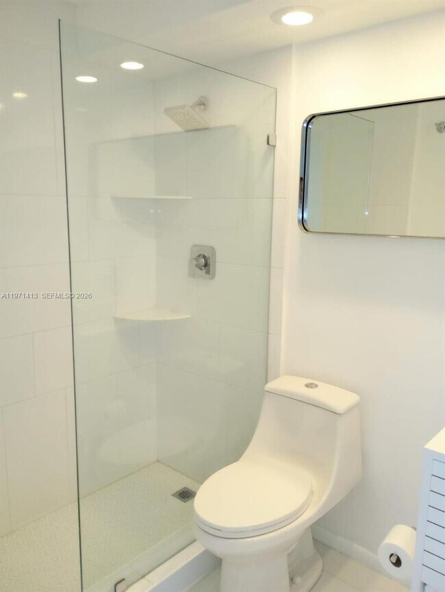 Foto del edificio - 1545 Euclid Ave