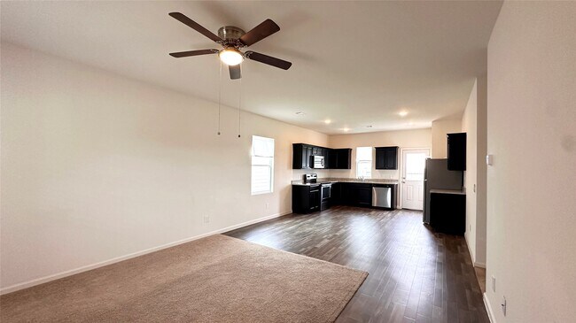 Foto del edificio - 2013 Spindletree Ln